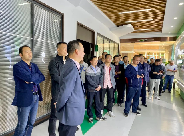 �Ϻ����^(q��)���^(q��)���_��(ji��)�ܿՉ��C(j��)�e�k��I(y��)��Ҫؓ(f��)؟(z��)�˰�ȫ���a(ch��n)���(xi��ng)��Ӗ(x��n)